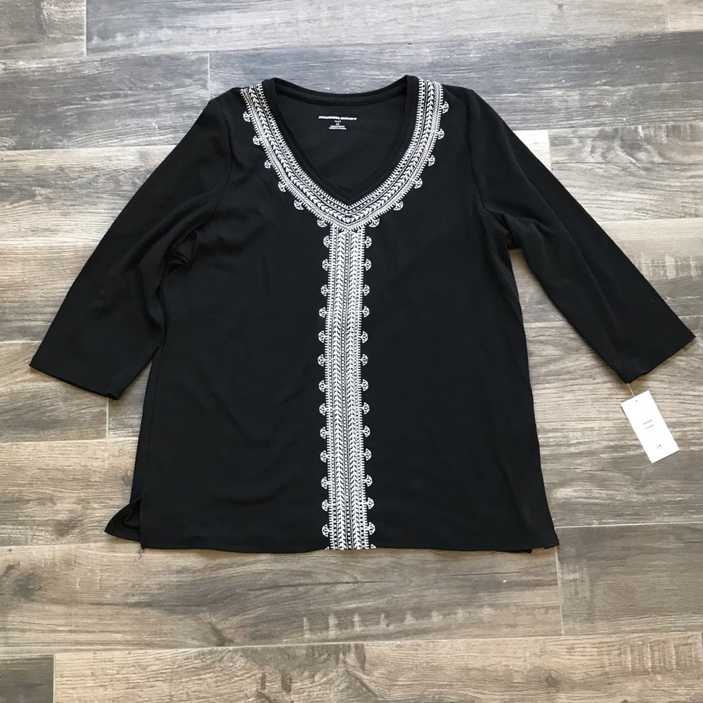 Allison Daley black 3/4 sleeve top